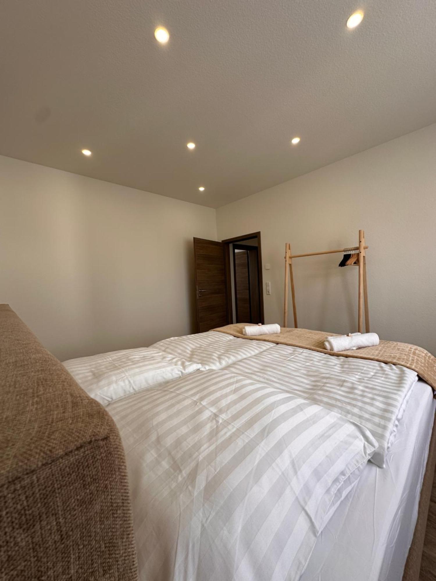 Amao-Obsidian I 120Qm I Elegantes Business- & Familienapartment I 3 Schlafzimmer I Kingsize Betten Schwanau Exterior foto